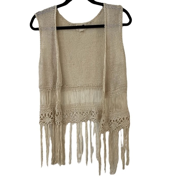 LA Hearts Ivory Fringe Crochet Vest, Size S - Picture 1 of 6